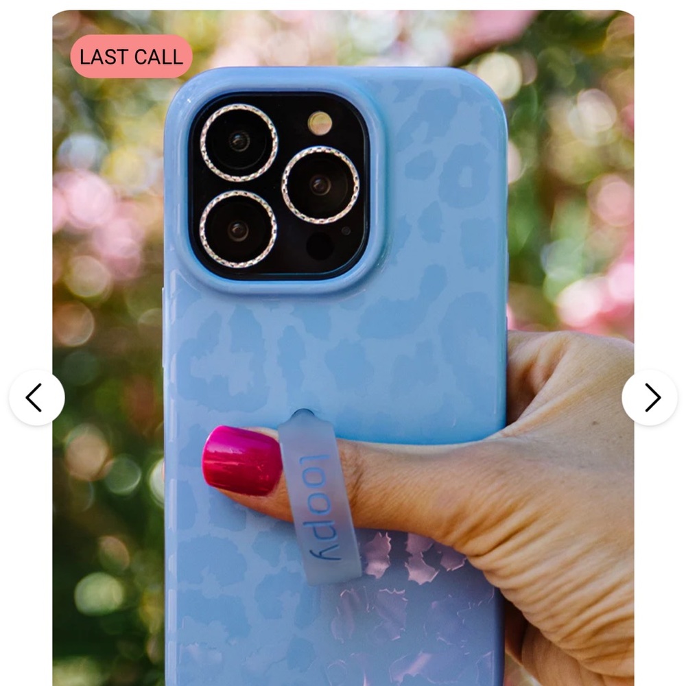 ISO!! Periwinkle Leopard Loopy Iphone 15 Pro